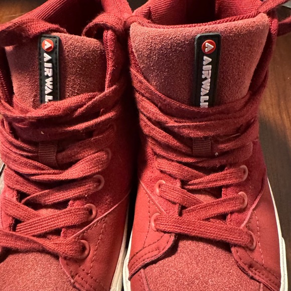 Airwalk‎ Classics Red Suede High Top Sneakers Men's Size 7 - Picture 2 of 7